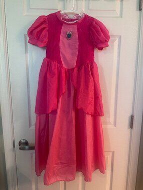 Mario Princess Peach Costume